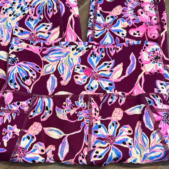 Lilly Pulitzer luxletic Leggings - Picture 4 of 4